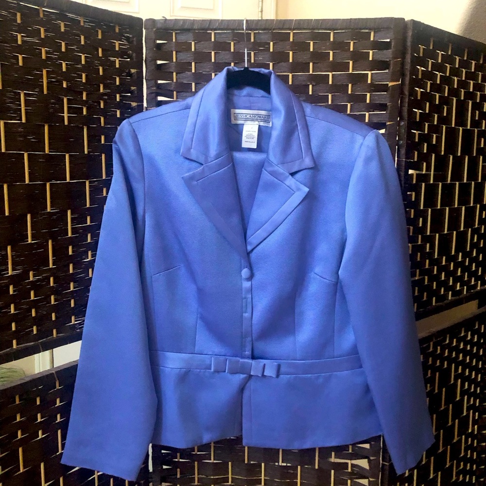 Jessica Howard skirt suit